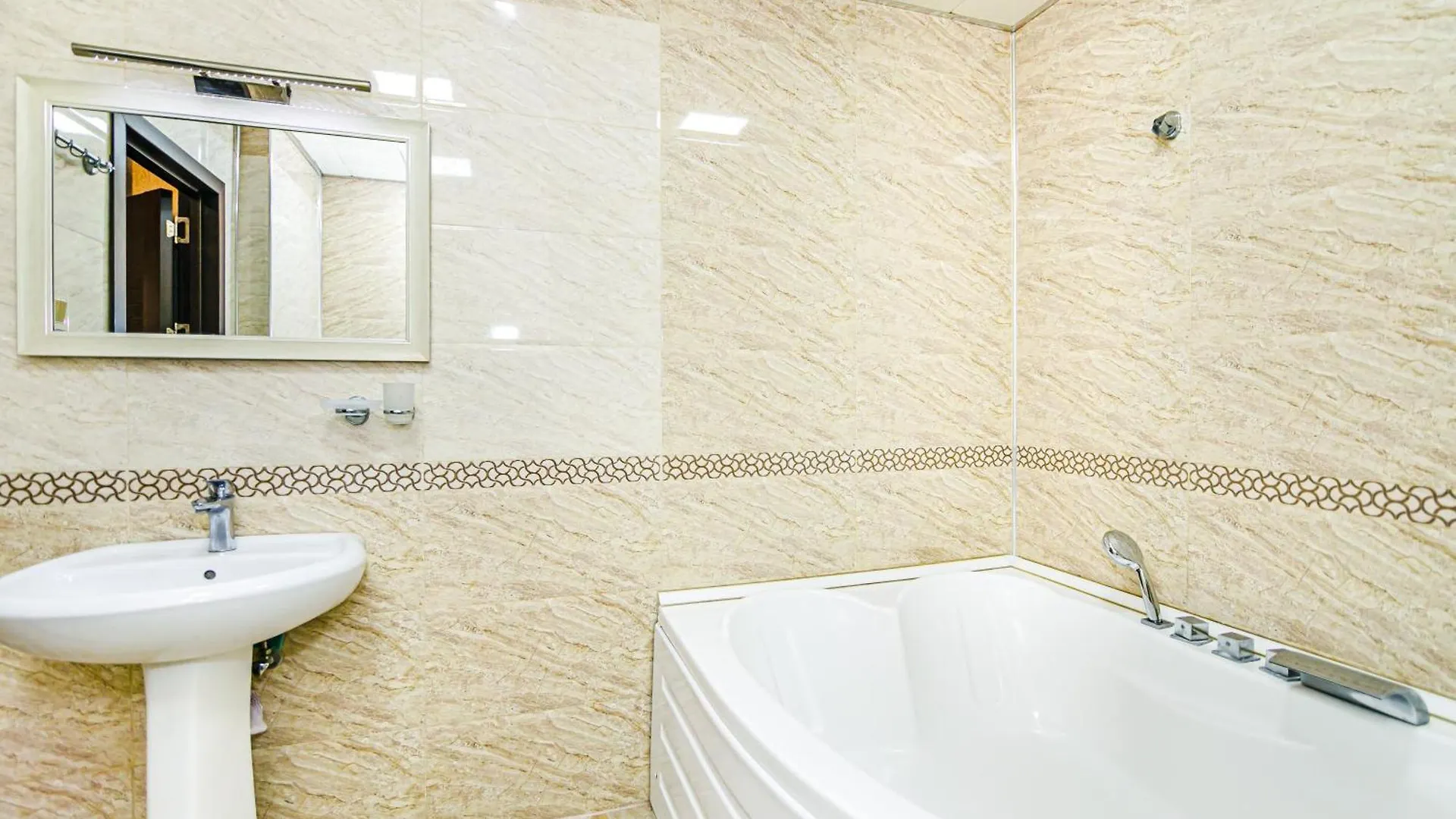 Magnificent Vacation Apartment By Bea Paradise Baku 0*,  Azerbaijan